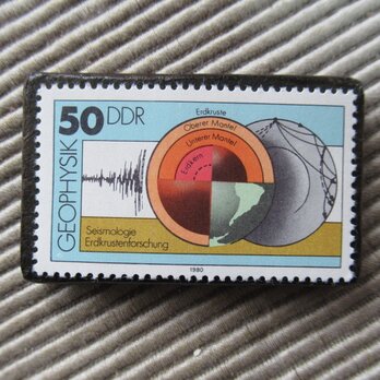 ドイツ　地質調査切手ブローチ9509の画像