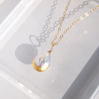【一点物】金箔パール[ネックレス]　‐月の雫‐　コインドロップパールと金箔のネックレス　K14gf  50cmの画像