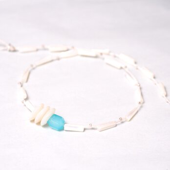 -Chalcedony・White shell- Necklaceの画像