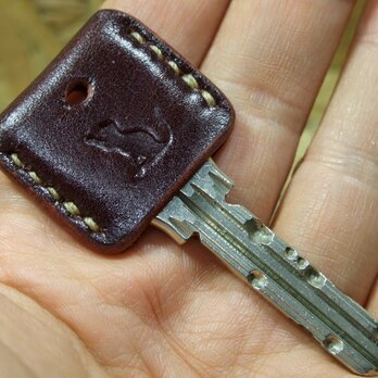 猫刻印のキーカバー　ルガトワイン