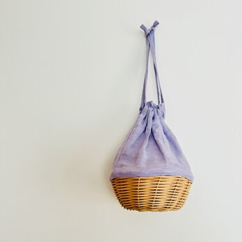 籐籠の巾着bag　薄紫の画像