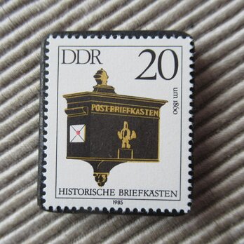 ドイツ　切手ブローチ9512の画像