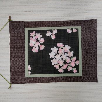 ヴィンテージ着物から桜布絵　咲きましたよ　桜の画像