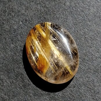 ゴールドルチルクォーツ　20x15mm　ルースの画像