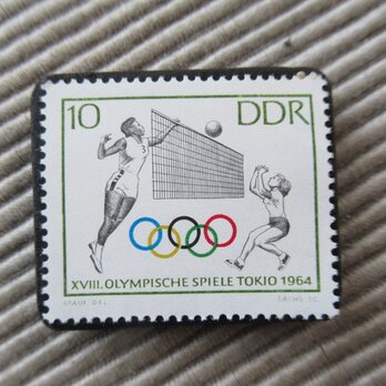 東ドイツ　東京オリピック切手ブローチ9536の画像