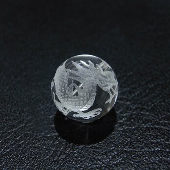 [beads182] 手彫りビーズ・水晶（龍）12mm 1個の画像