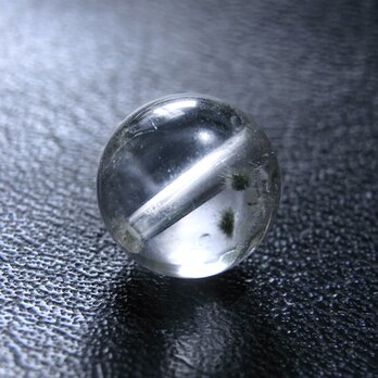星入り水晶（アクチノライト・イン・クォーツ）10mm 13（1個）の画像
