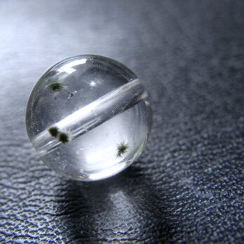 星入り水晶（アクチノライト・イン・クォーツ）10mm 16（1個）の画像