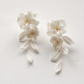 Sofi Bouquet Earringsの画像