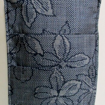 ７６６１　大島紬の着物で作ったスマホショルダー　＃送料無料の画像