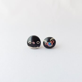 顔だけペンギン 漆ピンブローチ