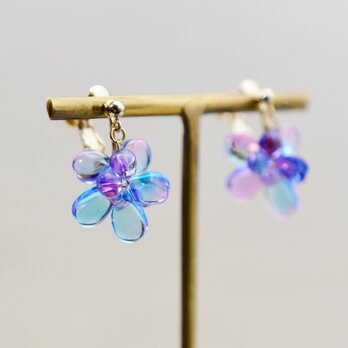 【イヤリング】紫陽花 （ブルー〜パープル系）の画像