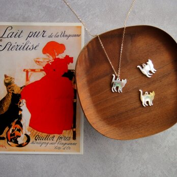 シェルのネックレス ■ 猫のシルエット  ■ 14KGF お好きな猫が選べる