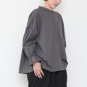 Vertical shirts / gray
