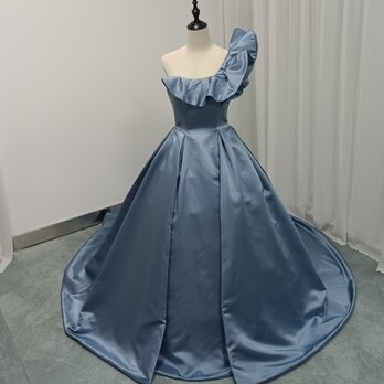 カラードレス ブルー ワンショルダー プリンセスライン 背中見せ 花嫁 前撮りの画像