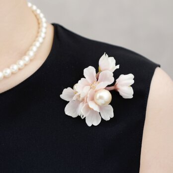 【コサージュ・ブローチ】桜 ソメイヨシノ コットンパールの画像