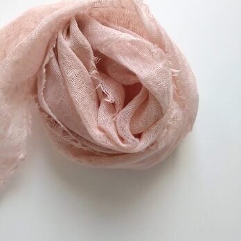 再販　何度も洗ってふんわり柔らか♪リネンガーゼミニストール　天然染め　泥染め　肌なじみのいい淡ピンクの画像
