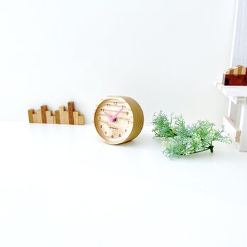 KATOMOKU mini clock 2 ライトピンク km-125LP 置き時計 木の時計の画像