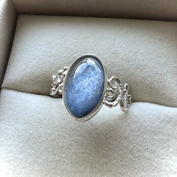 Dumortierite in Quartz Ringの画像