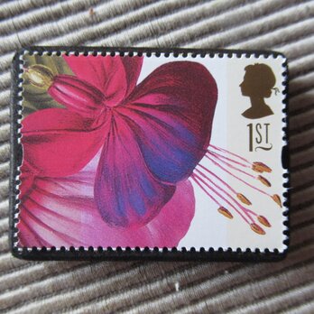 イギリス　切手ブローチ 9556の画像
