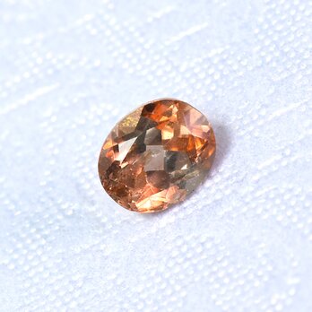 アンダルサイト ルース 約0.35ct SAK078BSの画像