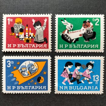 ブルガリア 切手（子供の日）4枚セット【Bulgaria】DA-STE140の画像