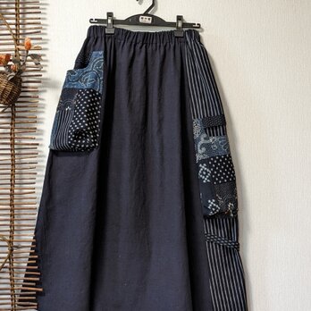 古布リメイク　藍染大きなポケットのスカート　古布　藍染　久留米絣　型染　着物リメイク　大人スカートの画像