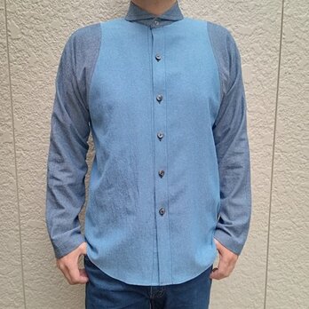 長袖残糸シャンブレー丸衿シャツ（ブルー×ネイビー）の画像