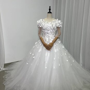 豪華！花モチーフ ウエディングドレス ソフトチュール プリンセスライン フランス風 結婚式/披露宴の画像
