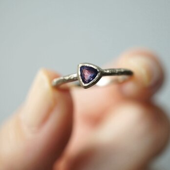 K18WG Sapphire Ring/Triangle/Violetの画像