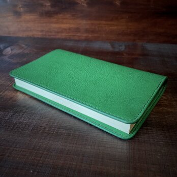 《新書判サイズ》レザーブックカバー（Verde）の画像