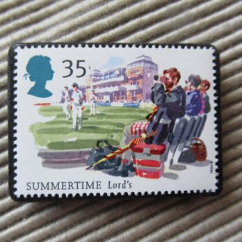 イギリス　切手ブローチ 9597の画像