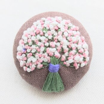 ピンクの小花の花束　刺繍ブローチの画像