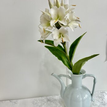 クレイの花(粘土)ジンジャーリリー(花器付き)の画像