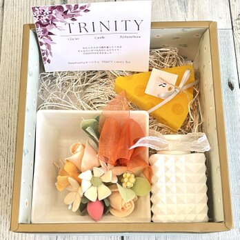 《誕生》五感を余す事なく癒すluxury box《TRINITY BOX》が誕生しました。Type《ミモザ》の画像