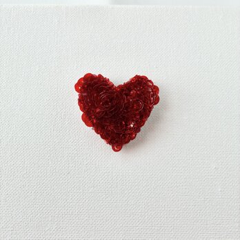 "cute kirari heart "キュートなきらりハート　スパンコール刺繍ブローチ