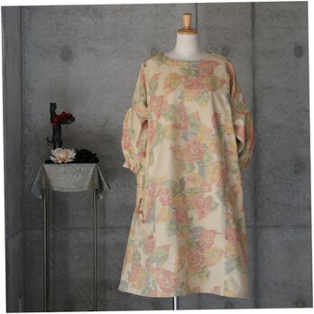 着物リメイク　紬のワンピース　 　Aライン　フリーサイズの画像