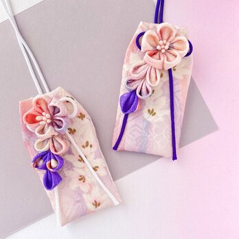 （花藤）元巫女が作る花のお守り袋の画像