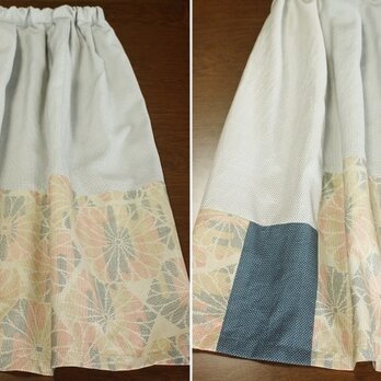 白大島紬のタック入りギャザースカートの画像