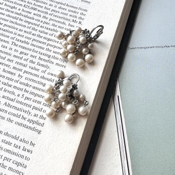 YC15-【 Coro 】コロ・ヴィンテージイヤリング 1960s Pearl bead fringeの画像