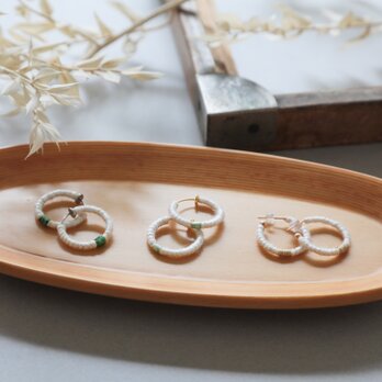 silk loop accessory / sashiiro - whiteの画像