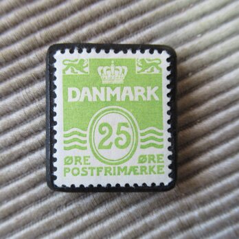 デンマーク　切手ブローチ9654の画像