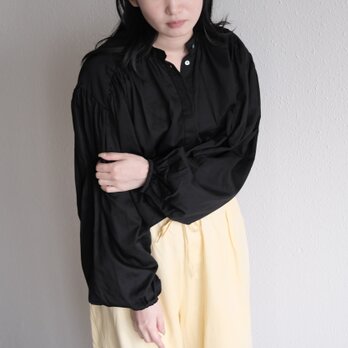 【new】enrica cotton blouse / LOGWOOD-BLACKの画像