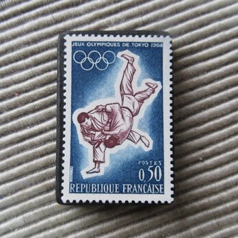 フランス　TOKYOオリンピック切手ブローチ 9675の画像