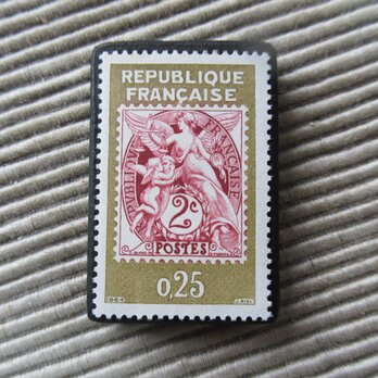 フランス　切手ブローチ 9684の画像