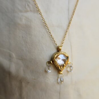 Ｋ18  Diamond gold parts and Briolette cut Diamonds  Necklace　の画像