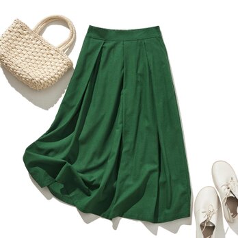 ふわり、ひらり、美しいドレープを描く美形スカート　ロングスカート 深みのある美しい暗緑色　210807-4の画像