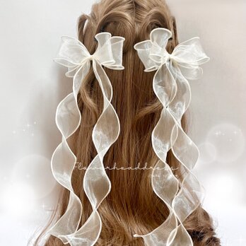 ガーリーなツインリボン　髪飾り　成人式　卒業式　ウェディング　結婚式　七五三　振袖　袴　和装　カラー変更可能　OHANAの画像