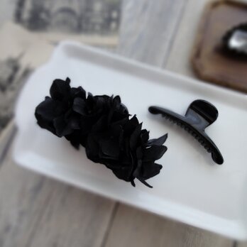 バンスクリップ ■ 紫陽花の花びら ■ ブラックの画像