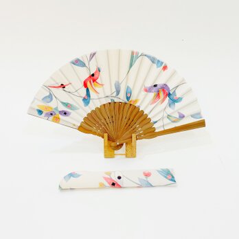 着物扇子　アンティークの絹の着物使用　日本の京都の職人が手仕事で制作　オンリーワン　プレゼントに最適 #60の画像